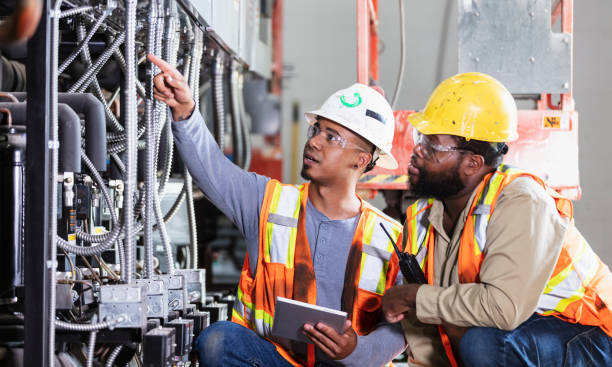 Professional Electrician in Dania Beach, FL